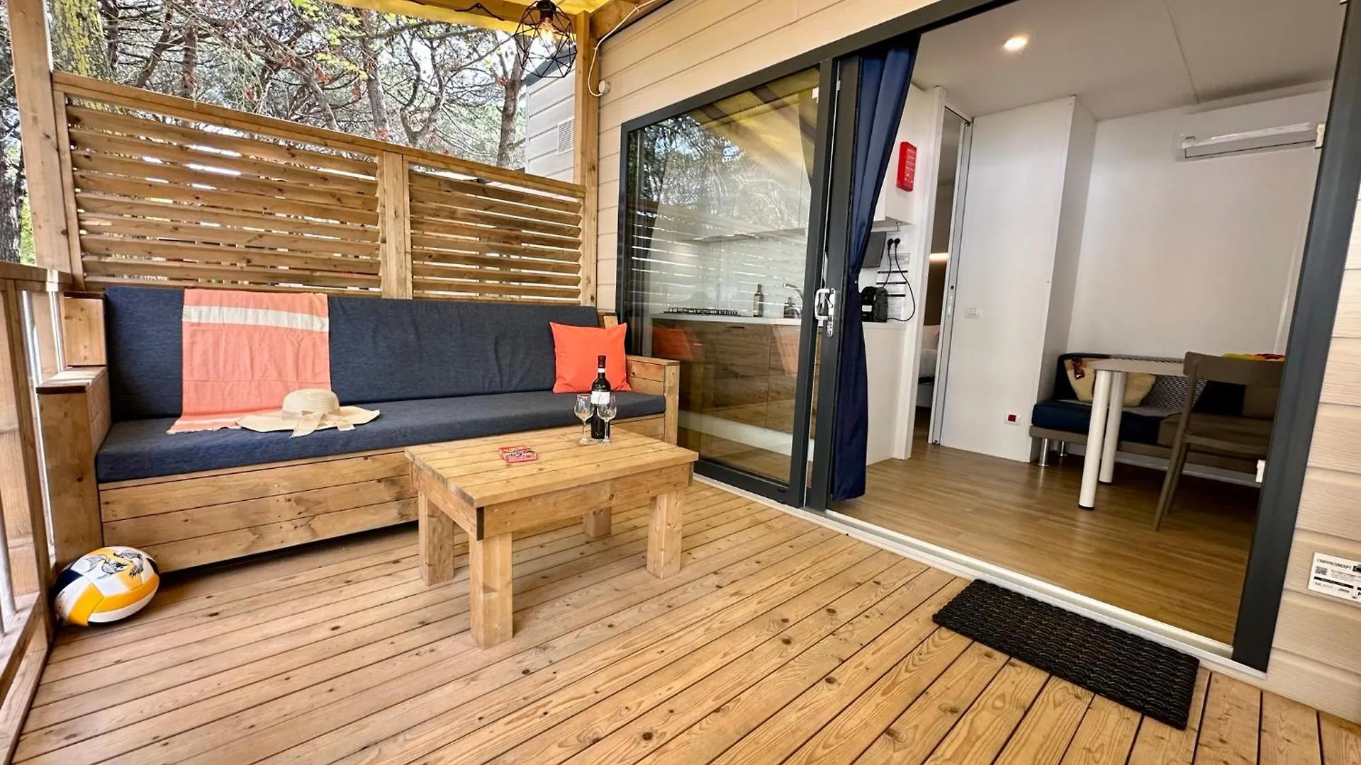 Campsite Estivo Premium Deluxe Mobile Homes On Camping Ca Savio Cavallino-Treporti Italy